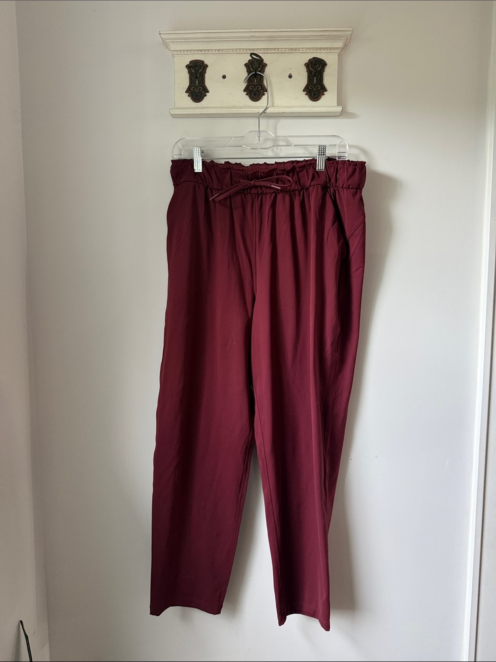 lululemon Joggers in Burgundy Paperbag Waist Tapered Pants